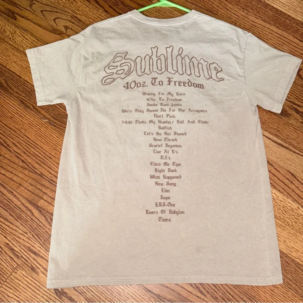 NEW! Sublime Graphic T-Shirt in Beige & Brown - Picture 2 of 3